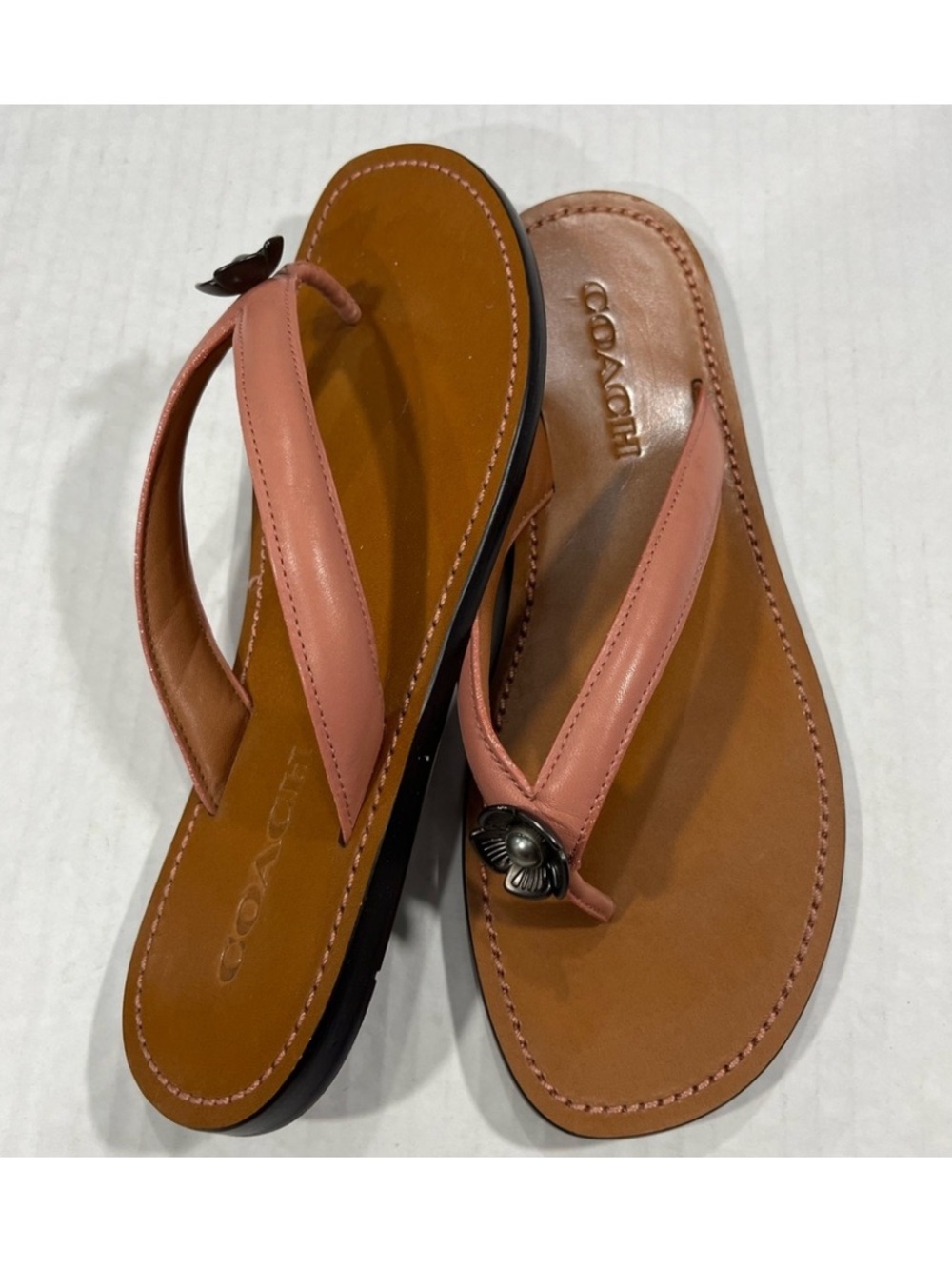 COACH TEA ROSE LEATHER FLIP FLOP - Picture 3 of 13